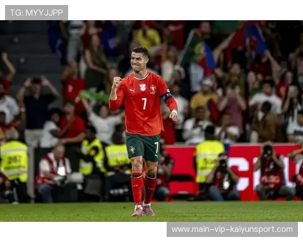 费耶诺德准备通过签约C罗式的领袖型射手提高进球稳定性